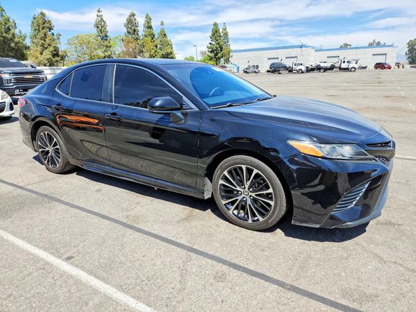 2018 TOYOTA CAMRY LE/SE/XLE/XSE