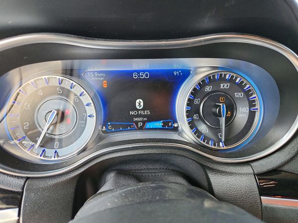 2023 CHRYSLER 300