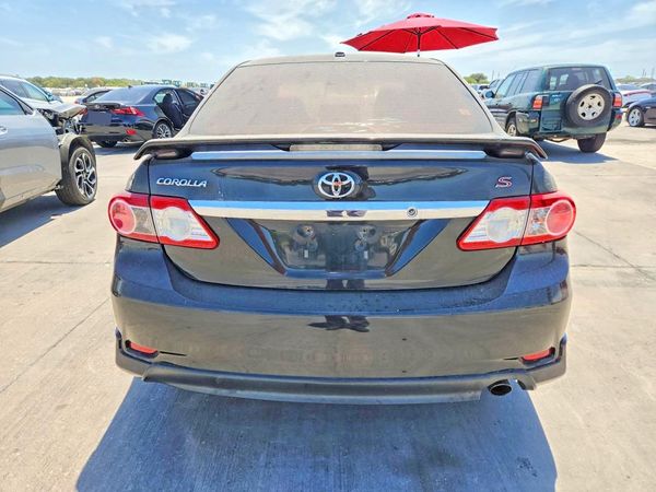 2013 TOYOTA COROLLA