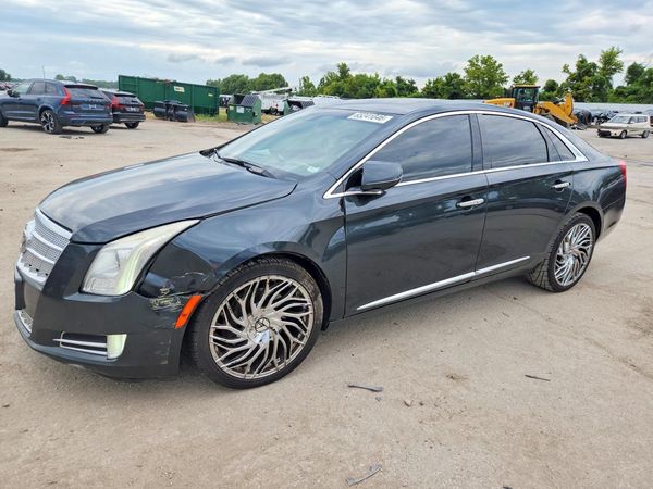 2013 CADILLAC XTS