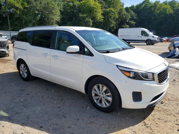 2017 KIA SEDONA LX
