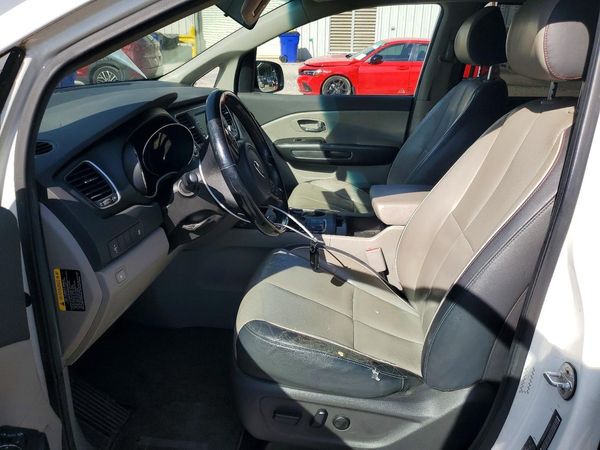 2017 KIA SEDONA LX