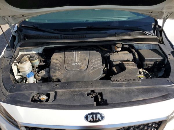2017 KIA SEDONA LX