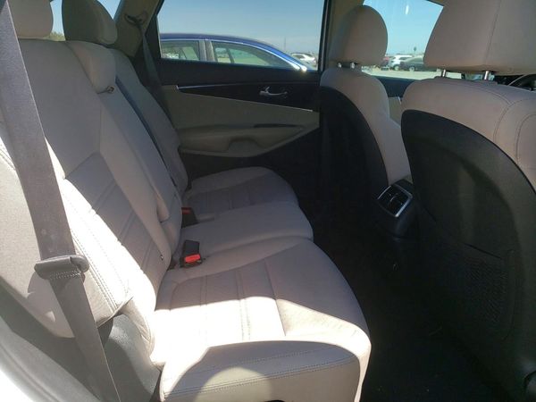 2019 KIA SORENTO L, LX, S