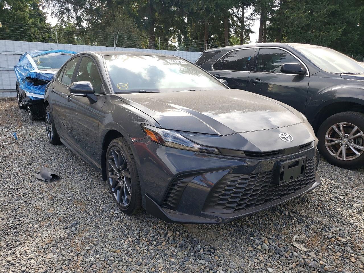 2025 TOYOTA CAMRY