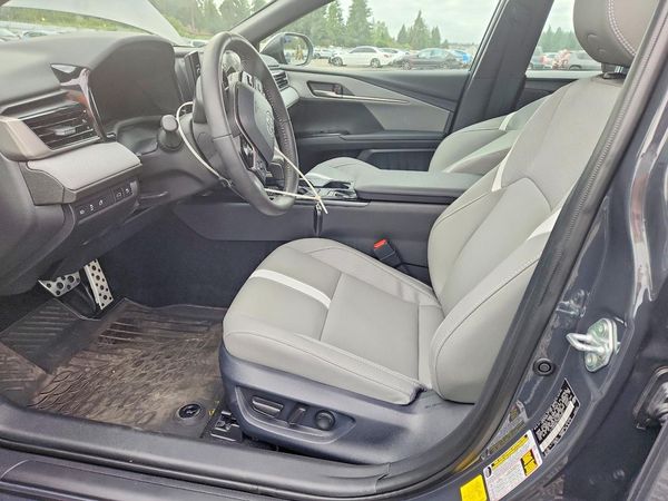 2025 TOYOTA CAMRY — DENT