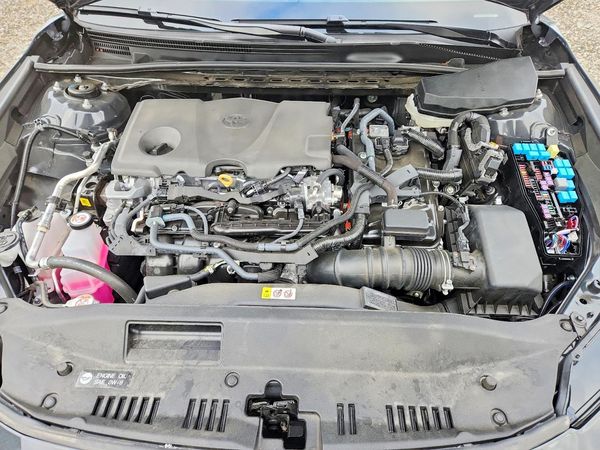 2025 TOYOTA CAMRY — Engine bay