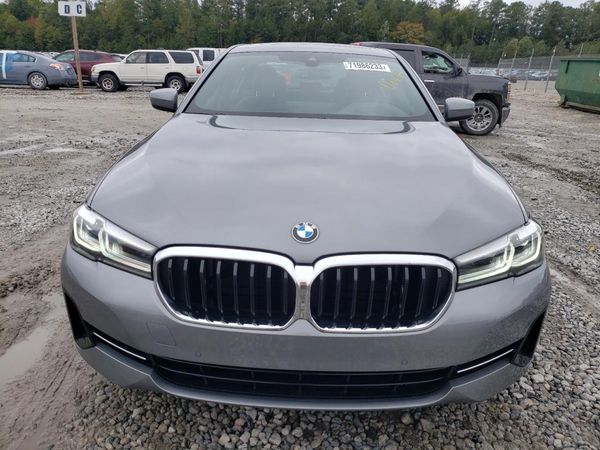 2023 BMW 530