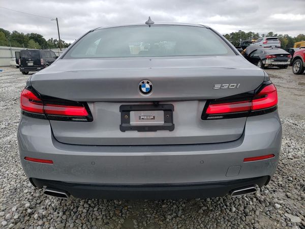 2023 BMW 530