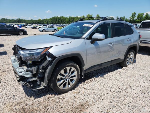 2025 TOYOTA RAV4 — Front 3/4