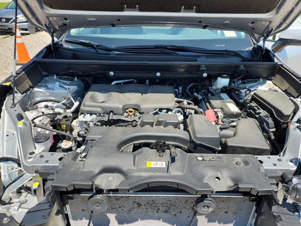 2025 TOYOTA RAV4 — Engine bay