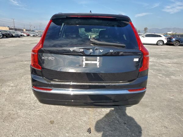 2024 VOLVO XC90