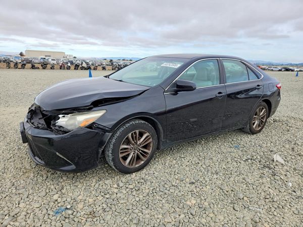 2015 TOYOTA CAMRY