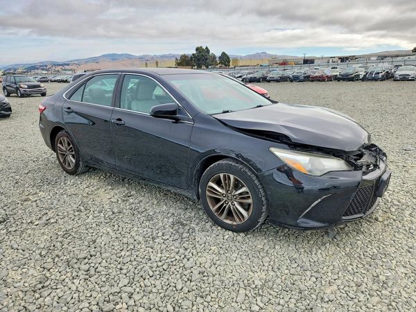 2015 TOYOTA CAMRY