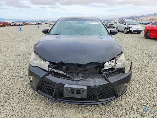 2015 TOYOTA CAMRY