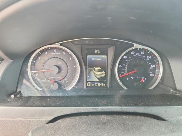 2015 TOYOTA CAMRY