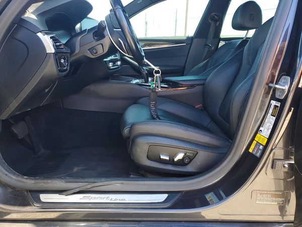 2020 BMW 530E