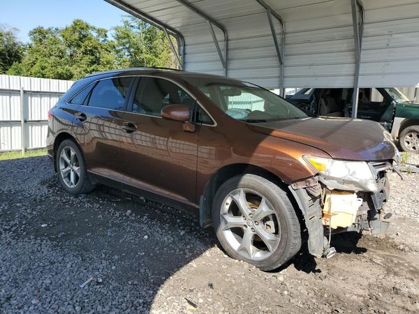 2012 TOYOTA VENZA