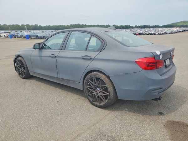 2018 BMW 330 xDrive