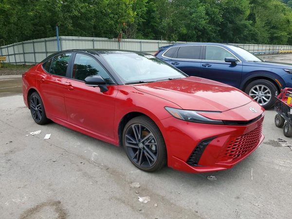 2025 TOYOTA CAMRY