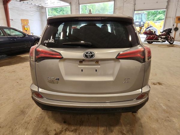 2018 TOYOTA RAV4