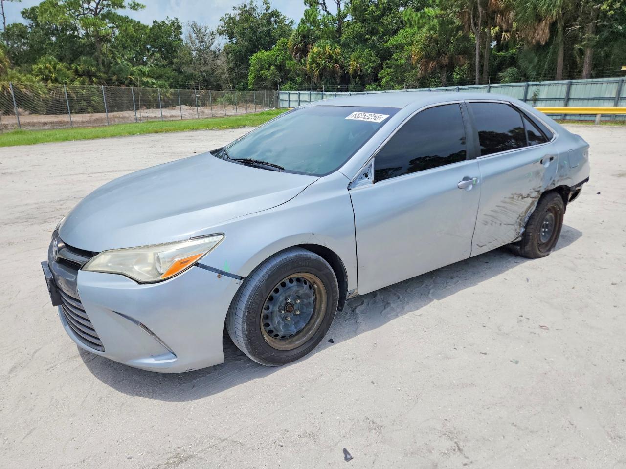 2015 TOYOTA CAMRY
