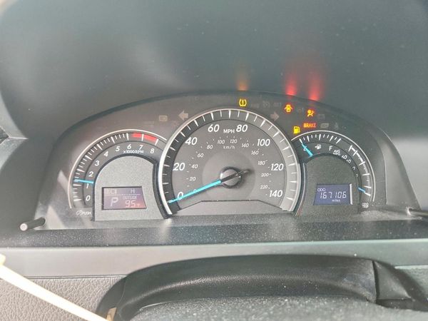 2015 TOYOTA CAMRY