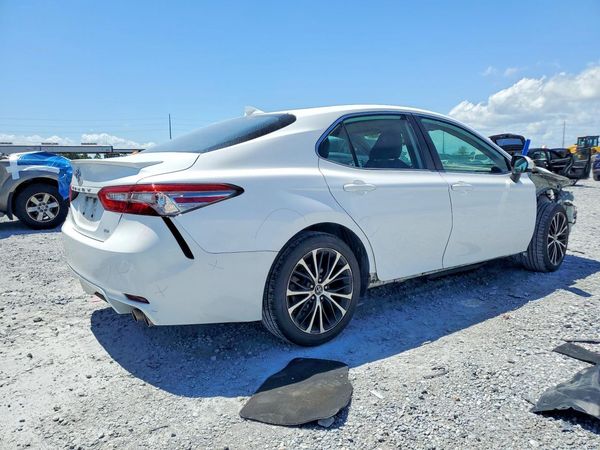2019 TOYOTA CAMRY