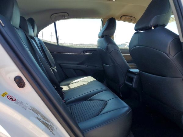 2019 TOYOTA CAMRY