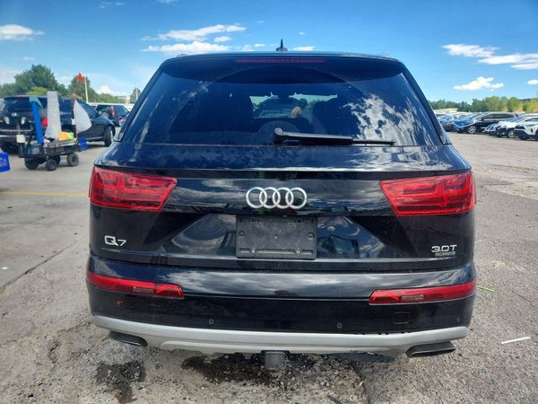 2017 AUDI Q7