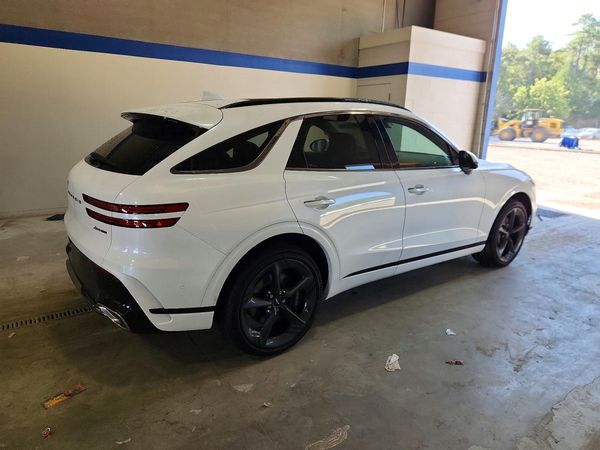 2026 GENESIS GV70