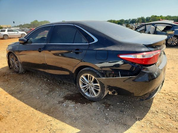 2017 TOYOTA CAMRY