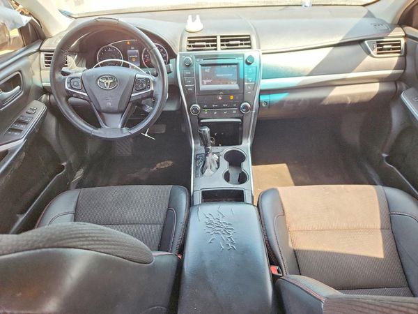 2017 TOYOTA CAMRY