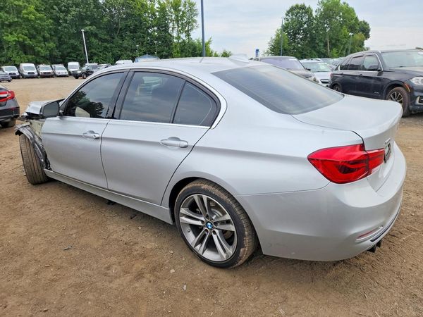 2018 BMW 330