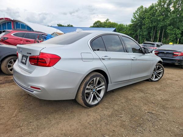 2018 BMW 330