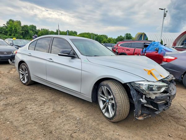 2018 BMW 330
