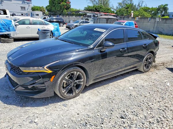 2022 KIA K5