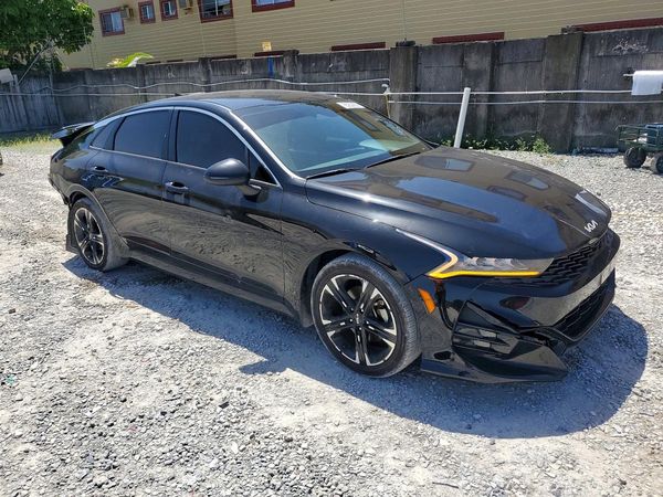 2022 KIA K5