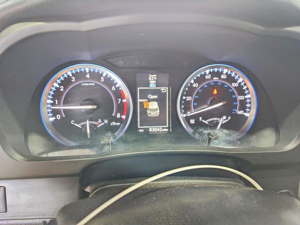 2016 TOYOTA HIGHLANDER