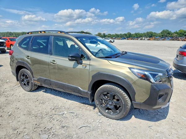 2023 SUBARU FORESTER