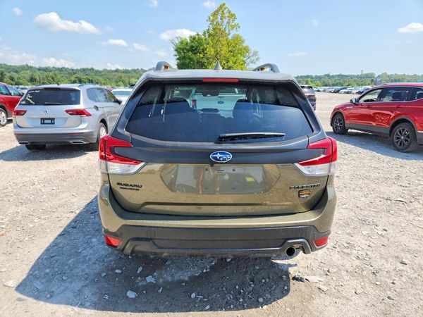 2023 SUBARU FORESTER