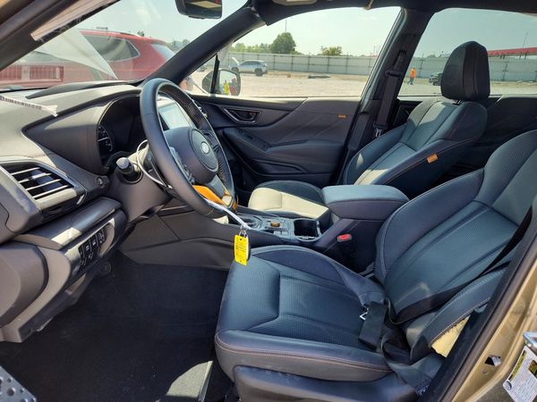 2023 SUBARU FORESTER