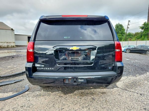 2015 CHEVROLET SUBURBAN LT