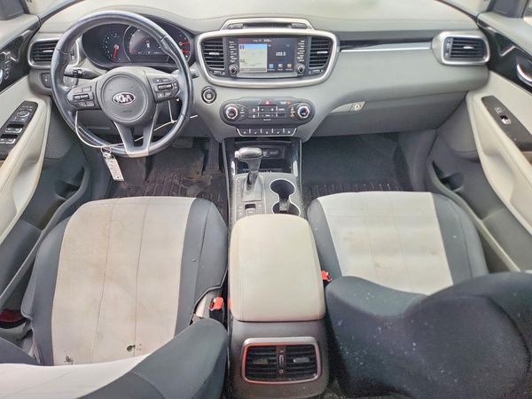 2017 KIA SORENTO