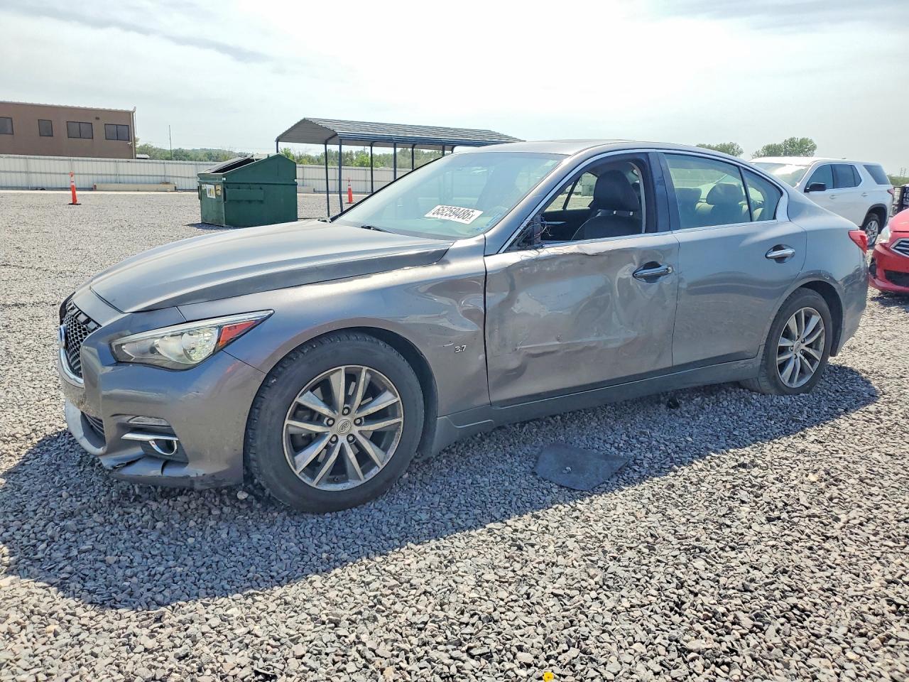 2015 INFINITI Q50