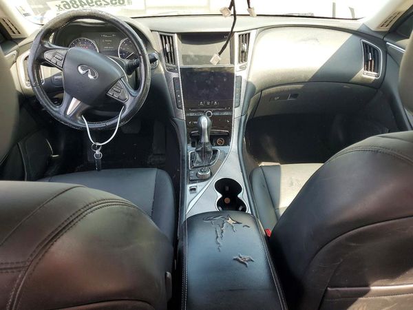 2015 INFINITI Q50