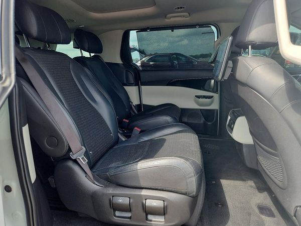2023 KIA CARNIVAL SX, SX Prestige