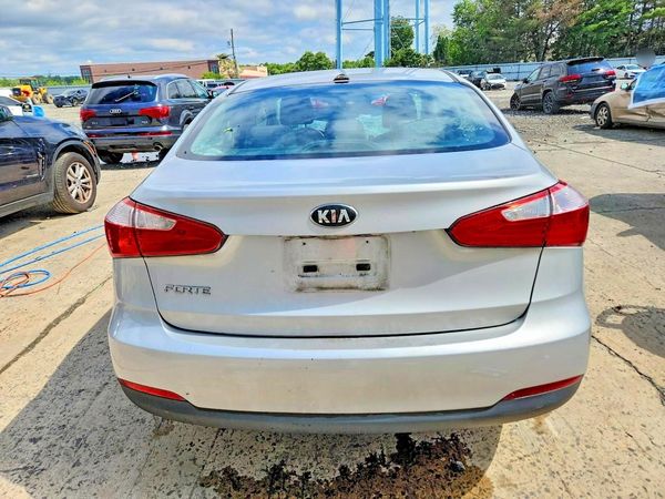 2015 KIA FORTE