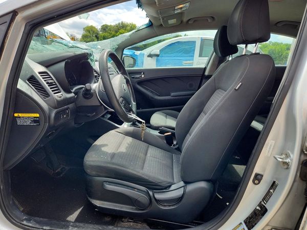 2015 KIA FORTE