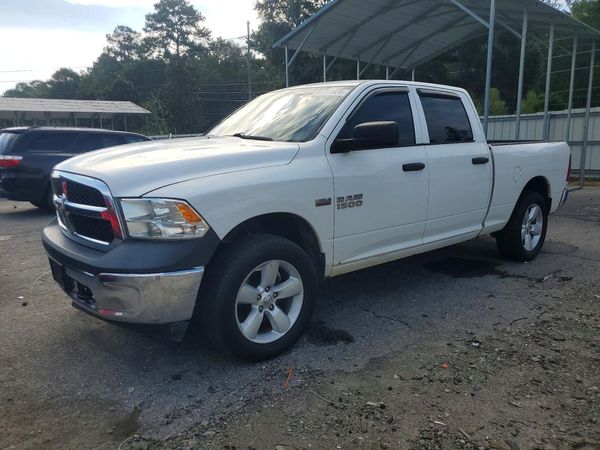 2016 RAM 1500 ST